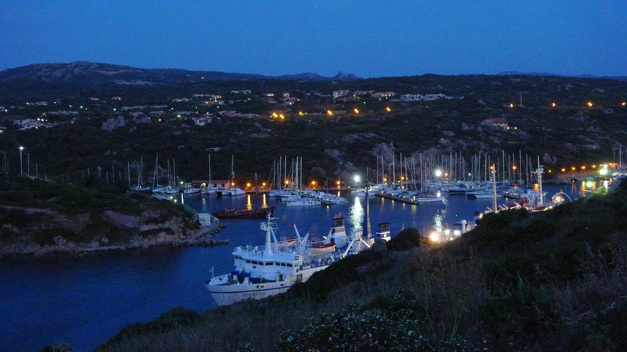 Appartamenti Santa Teresa Gallura Eksteriør billede